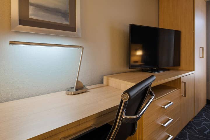 Room 8 of 29