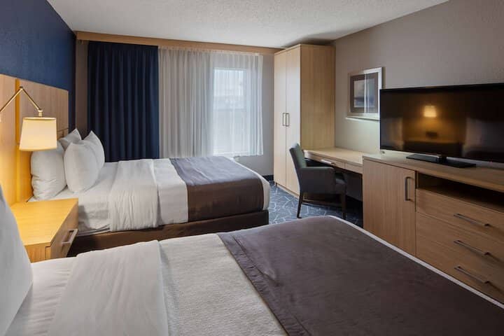 Room 4 of 29